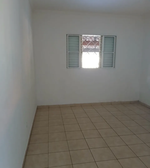 C3703 16.jpg